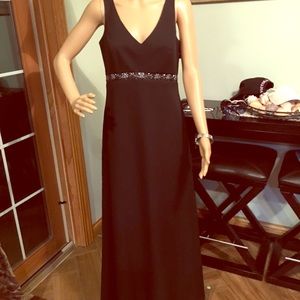 🔴GORGEOUS LONG BLACK SLEEVELESS /Sz/10❤️